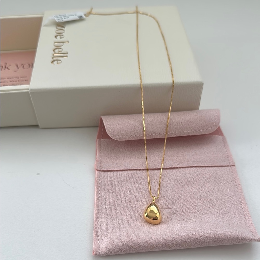 Zoe Belle gold necklace